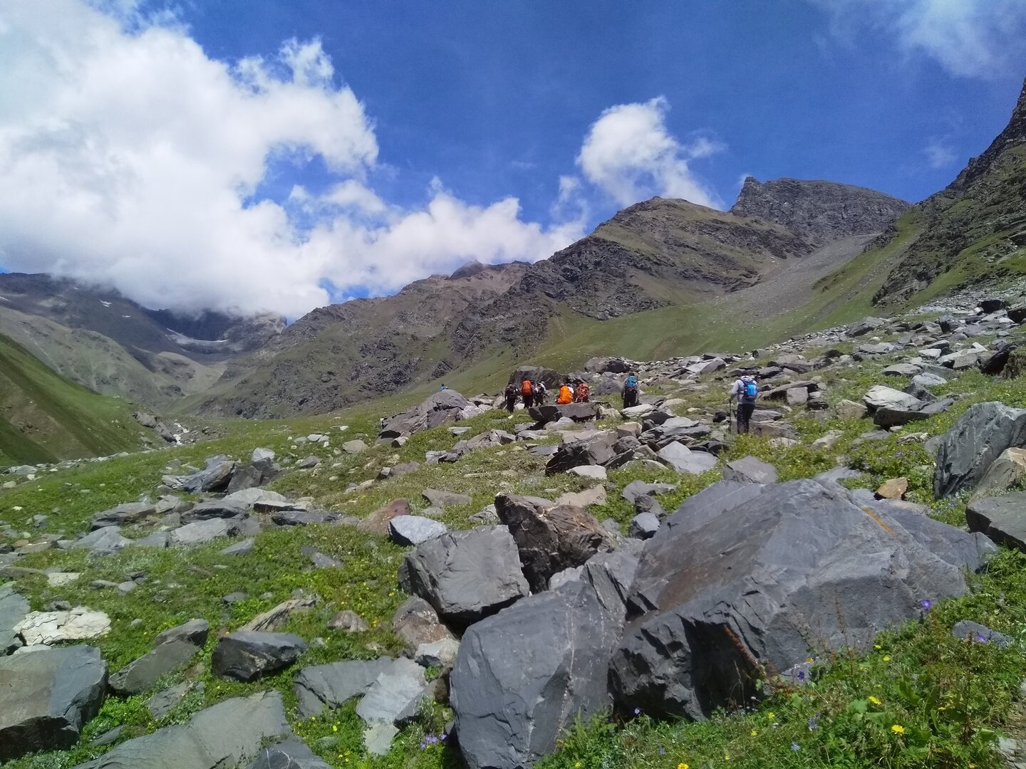 Pin Bhaba